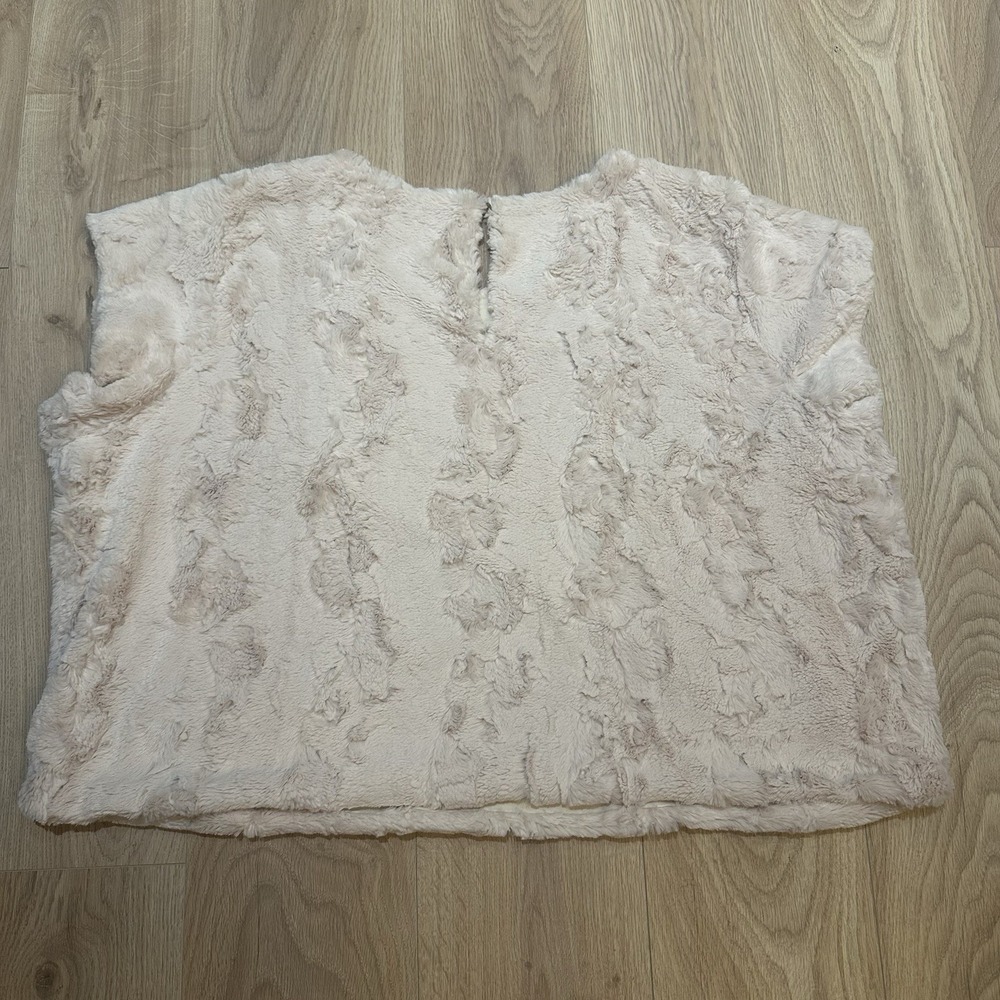 Maeve By Anthropologie Faux Fur T Shirt Cropped Short Sleeve Ivory Women's 1X - Picture 8 of 8